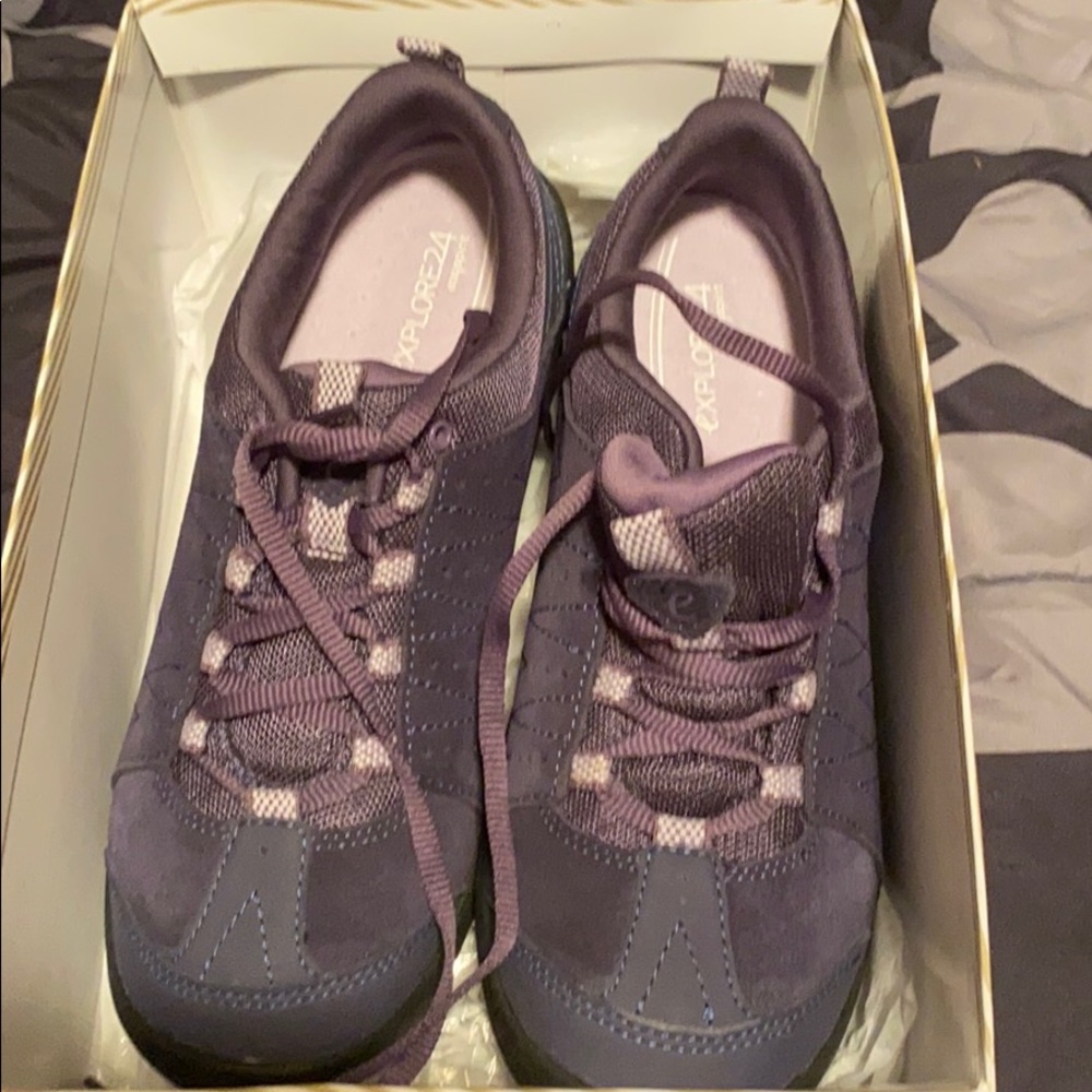 Easy Spirit Shoes